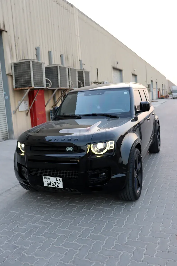 Land Rover Defender 2022